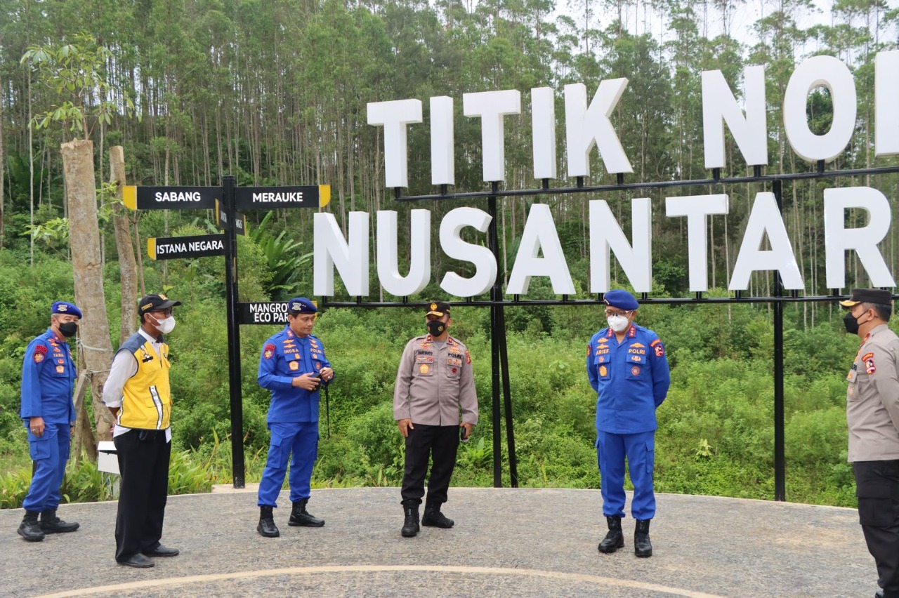 pastikan pembangunan berjalan lancar kabaharkam polri tinjau titik nol ikn 48602