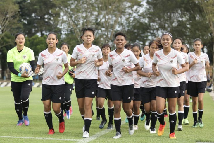 pelatih timnas indonesia putri optimis berprestasi di piala aff wanita u 18 48479