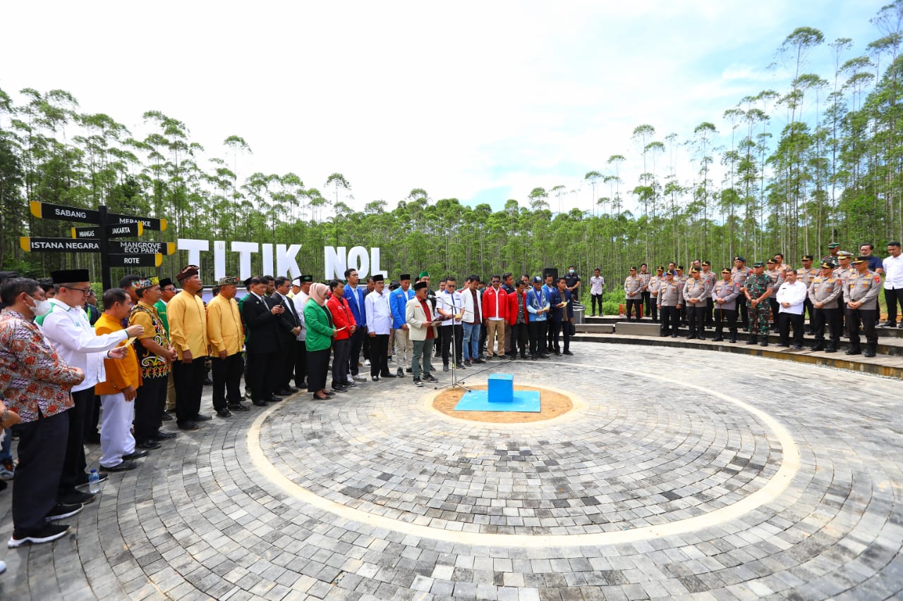 pemuda mahasiswa dan buruh komitmen bersama kawal sampai tuntas pembangunan ikn 47628 1