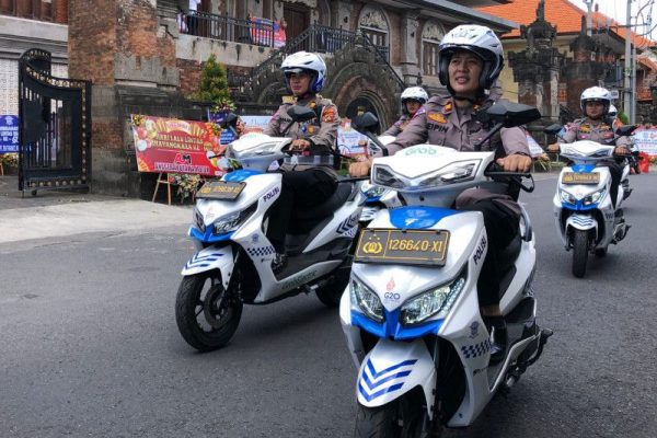 pengamanan dan pengawalan ktt g20 polda bali gunakan motor listrik 50746