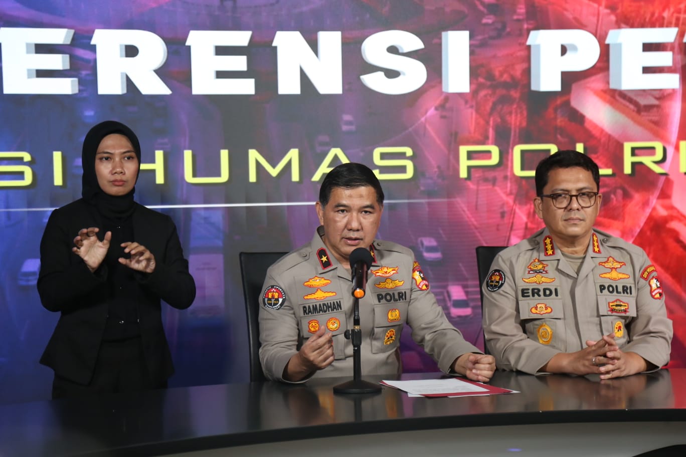 perluas pencarian pembebasan pilot susi air masih gunakan pendekatan budaya 55325