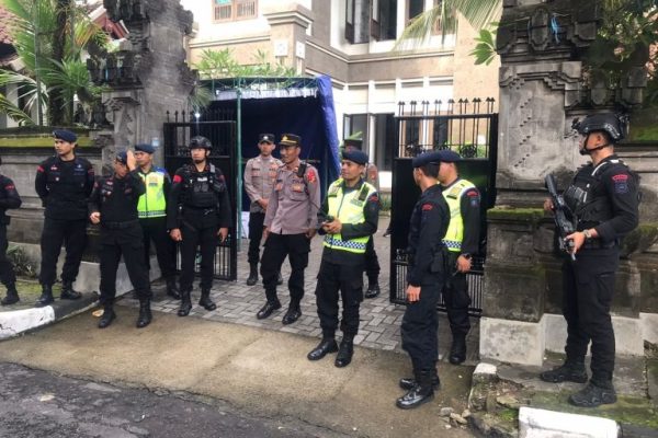 personel gabungan polda bali gelar patroli di masa rekapitulasi suara pemilu 2024 70529