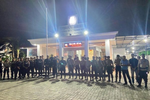 personel omb turangga polda ntt gelar patroli cipta kondisi untuk dukung tahapan penetapan hasil pemilu 2024 72820