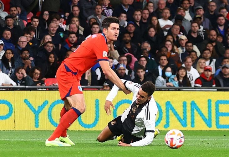 pertandingan sengit antara jerman vs inggris the three lions hampir digilas tim panser 50135 1