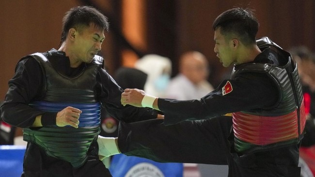 pesilat putra indonesia iqbal candra raih emas di class f sea games 2023 58018 1