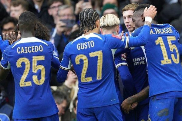 piala fa chelsea sukses bungkam leicester city 4 2 71495