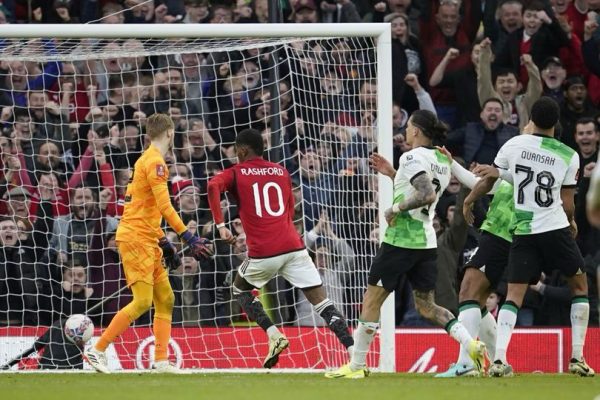 piala fa manchester united menang dramatis 4 3 atas liverpool 71496