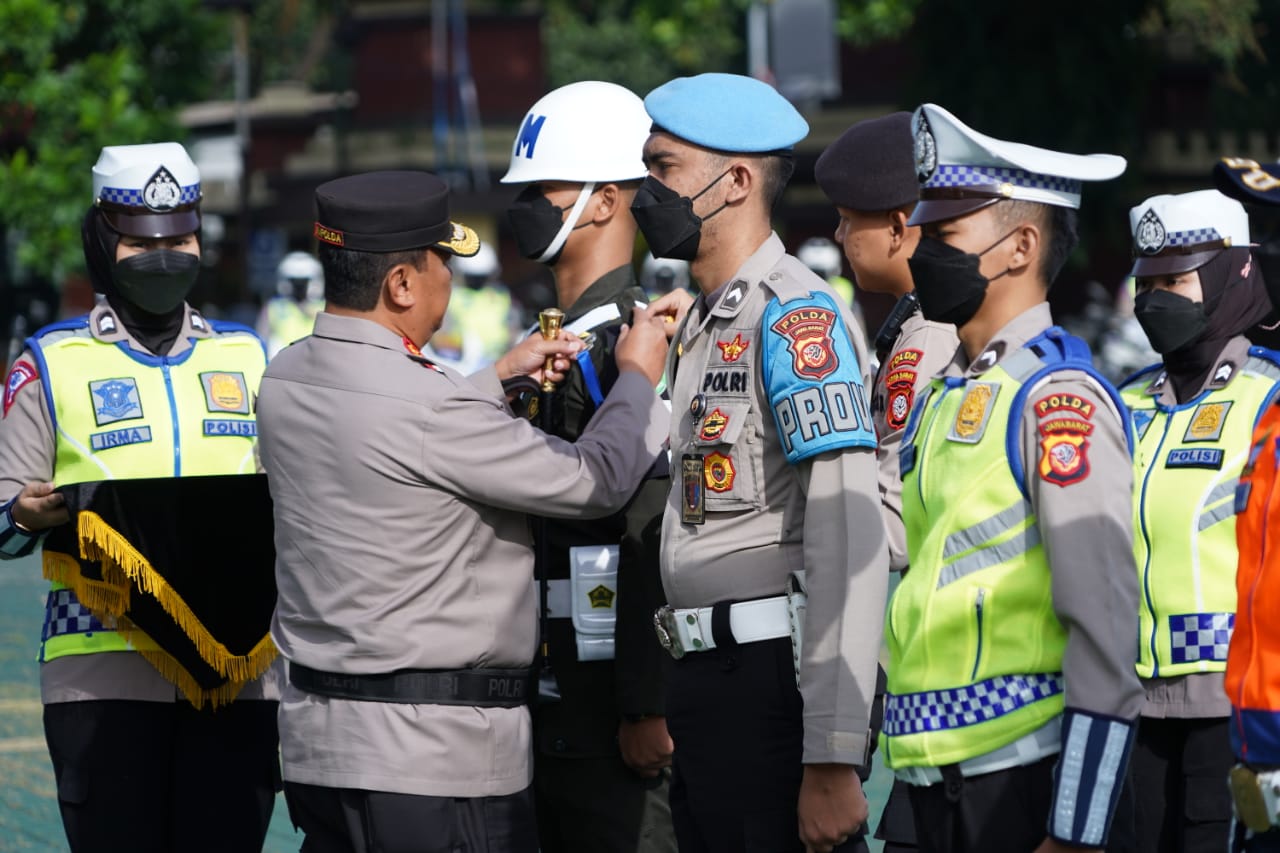 pimpin apel pasukan kapolda jabar pelaksanaan operasi keselamatan lodaya 2023 bisa terlaksana dengan optimal 54277 1