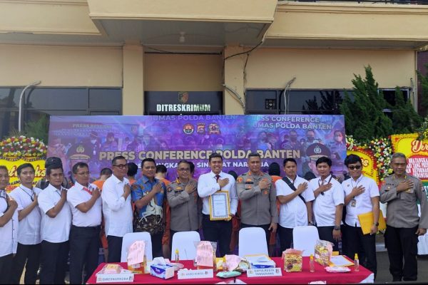 polda banten berhasil amankan sabu 43 kg dan 494 butir ekstasi sindikat jaringan internasional 48031