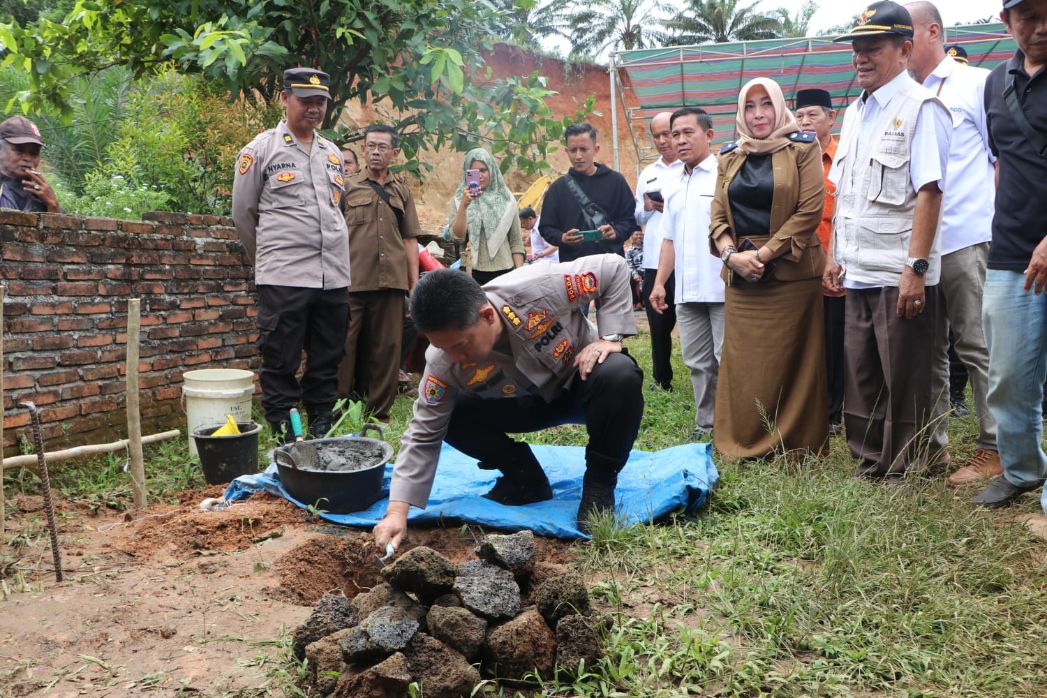 polda bengkulu kembali bedah rumah warga kurang mampu 54916