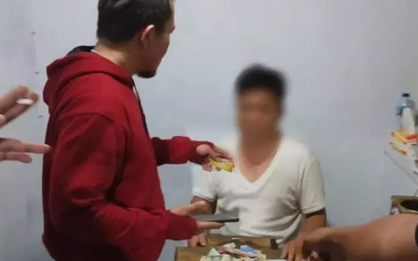 polda gorontalo berhasil mengamankan 2 bandar judi togel 49094