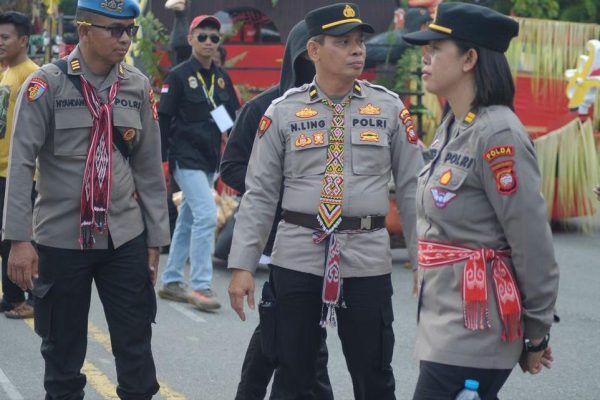 polda kalbar amankan kegiatan pekan gawai dayak kalimantan barat ke 38 74424