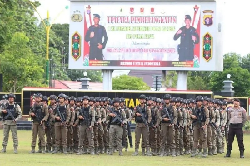polda kalteng kirim satu ssk brimob bantu jaga keamanan di papua 54796