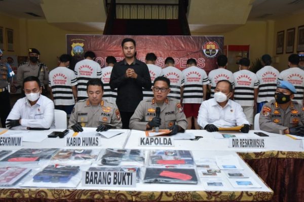 polda kepri berhasil amankan 55 tersangka terkait kasus perjudian online dan konvensional 49135 1