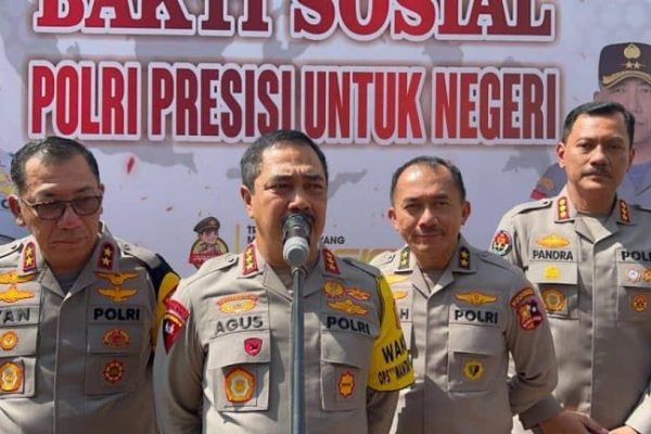 polda kepri gelar bakti sosial dan bakti kesehatan 69710