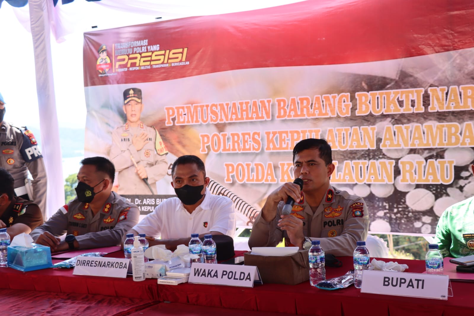 polda kepri musnahkan temuan narkotika jenis kokain di kepulauan anambas 48445