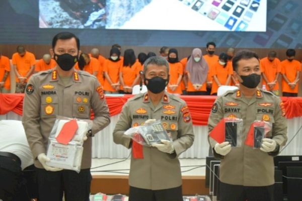 polda lampung berhasil amankan 27 orang terkait situs judi online 48570