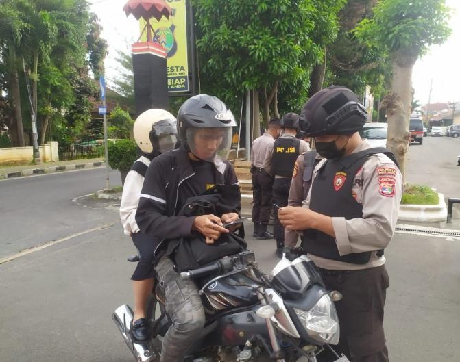 polda lampung tingkatkan kewaspadaan pasca bom bunuh diri di bandung 52276