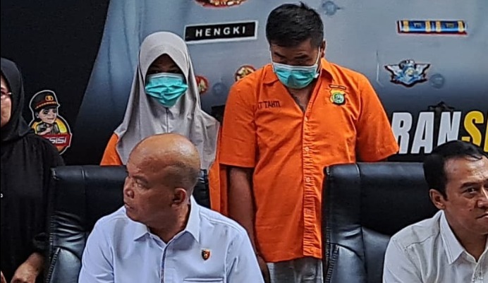 polda metro amankan pasutri siri penerima ekstasi mdma dari luar negeri 71829