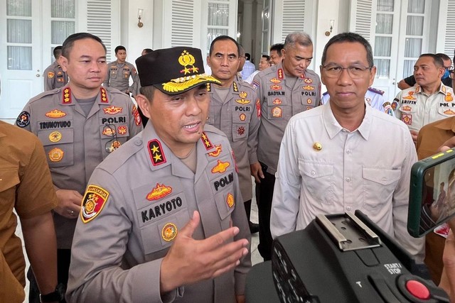 polda metro jaya bakal tingkatkan kemampuan intelijen polisi rw 56472