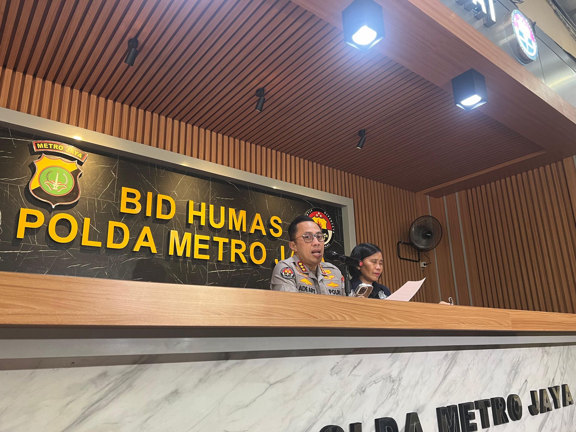 polda metro jaya dalami laporan dugaan penyalahgunaan data diri 77744