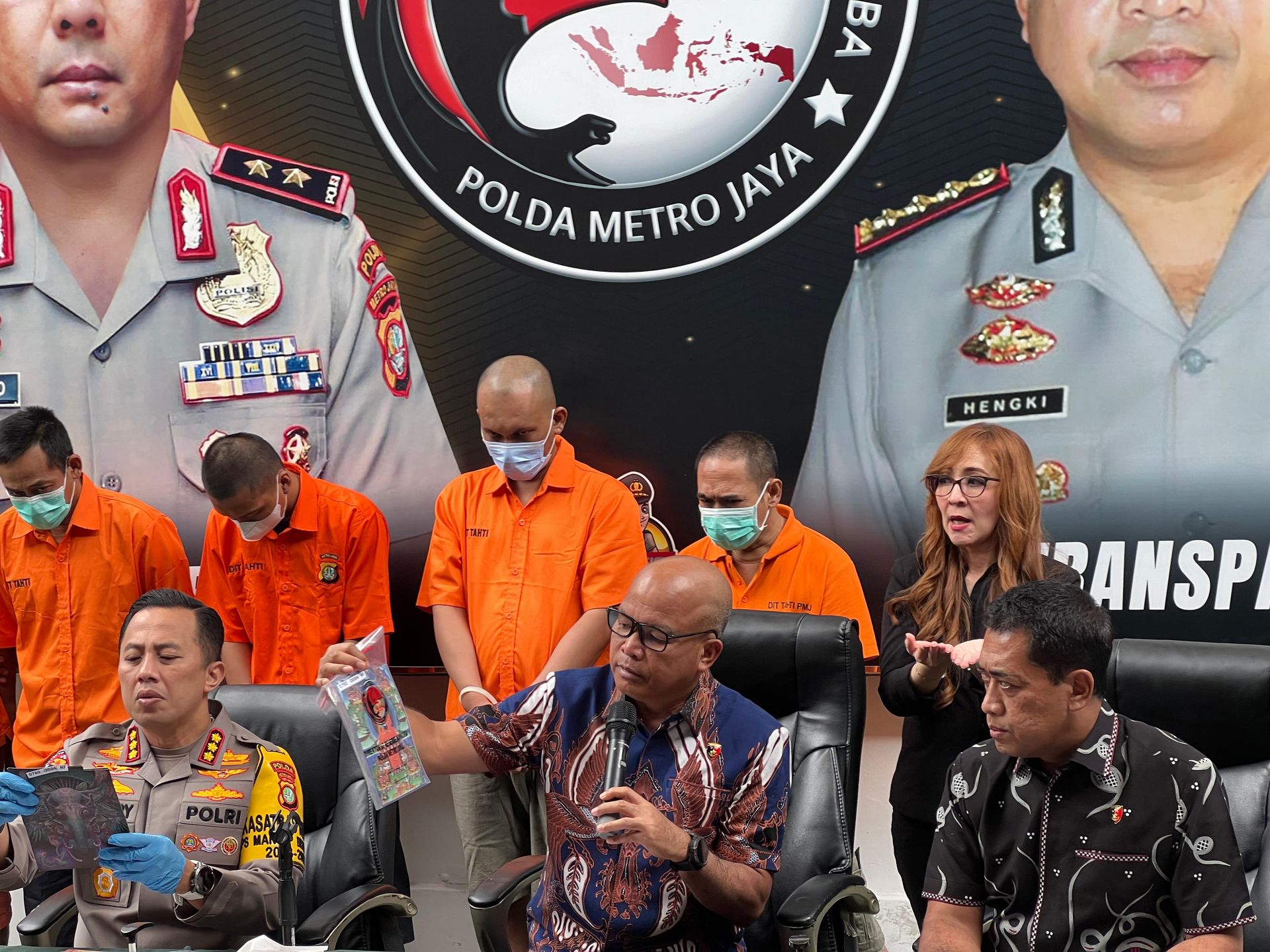 polda metro jaya selamatkan 16 380 jiwa dari sebulan pengungkapan narkoba 71406