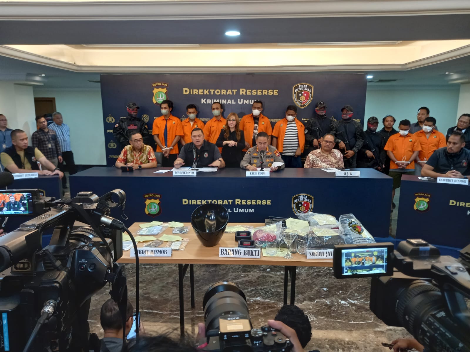 polda metro ringkus 6 pelaku pengeroyokan di tempat hiburan 54922 1