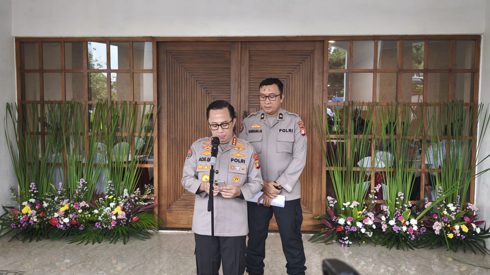 polda metro ungkap dua penyelenggara pesta seks 82839