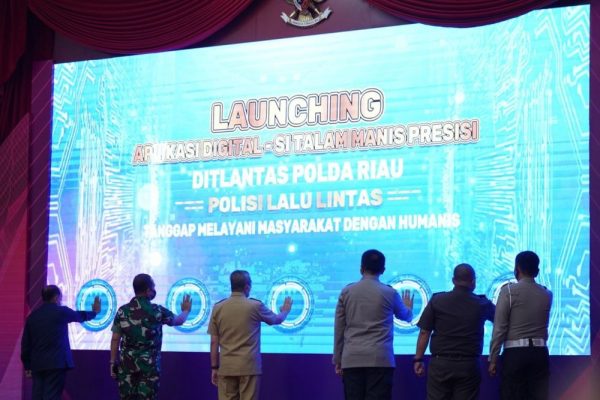 polda riau launching aplikasi layanan digital si talam manis presisi 48997