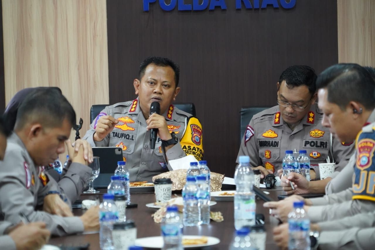 polda riau terbitkan program bung selamat tekan angka kecelakaan di wilayah riau 74305