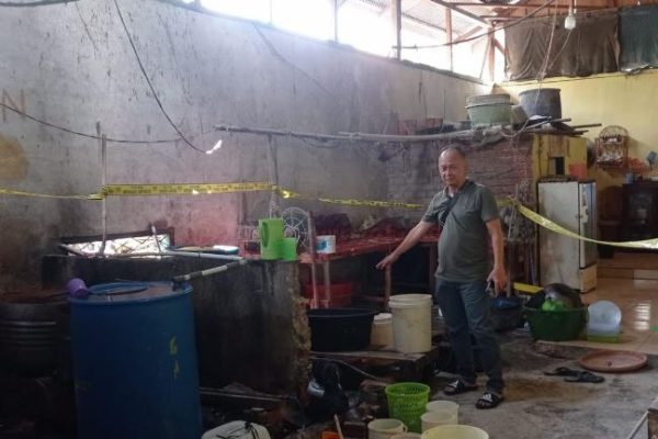 polda sumsel berhasil gerebek pabrik mie berformalin di lubuklinggau 72830