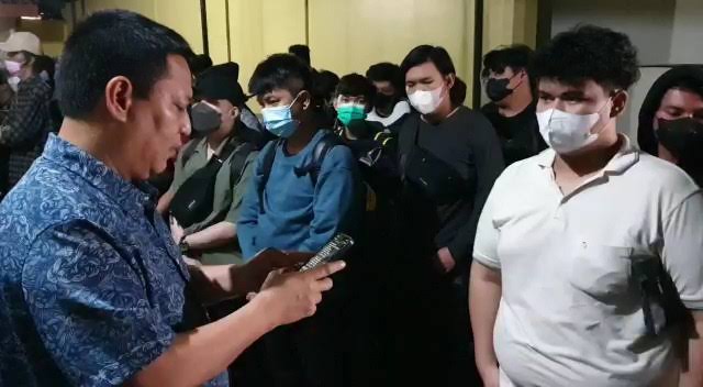 polda sumut berhasil amankan 212 orang pmi ilegal di bandara kualanamu 48934