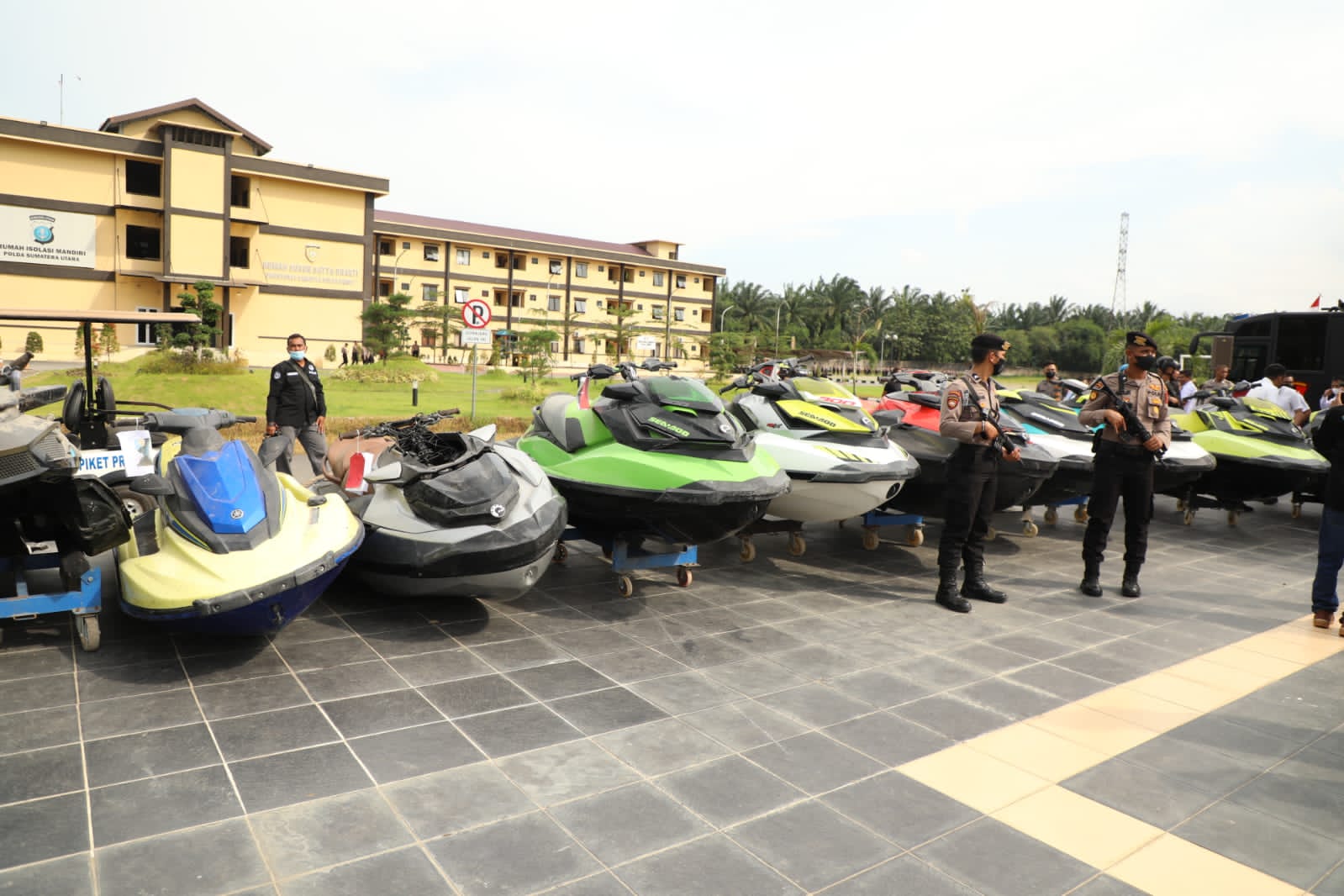 polda sumut sita jetski speedboat hingga kapal pesiar milik apin bk 52020