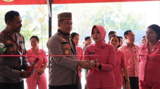 polisi ajak anak anak gemar baca buku di manggarai barat ntt 59978