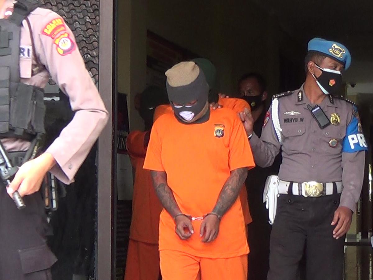 polisi amankan pelaku pembobolan sd di bogor 51309