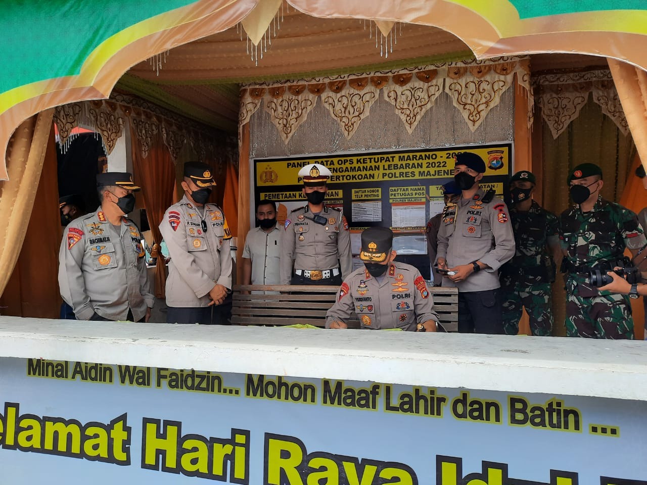 polisi bangun puluhan posko pengamanan pelayanan lebaran di sulbar 56726