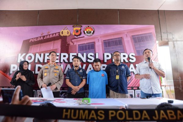 polisi beberkan bukti bukti penangkapan tersangka pegi di kasus vina 74489