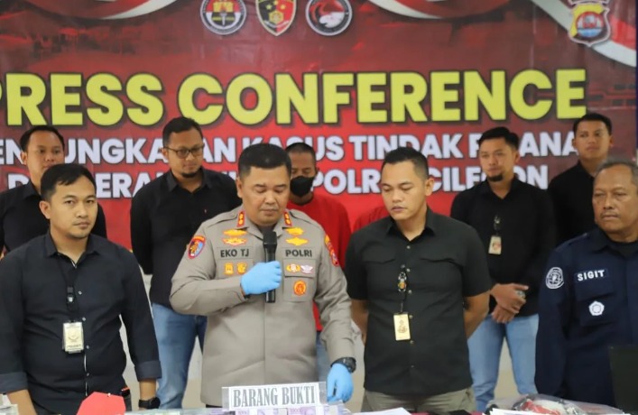 polisi berhasil amankan dua pelaku pembuat uang palsu di banten 55116