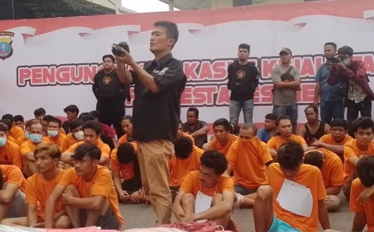 polisi berhasil meringkus 140 tersangka kasus kejahatan jalanan di medan 59994