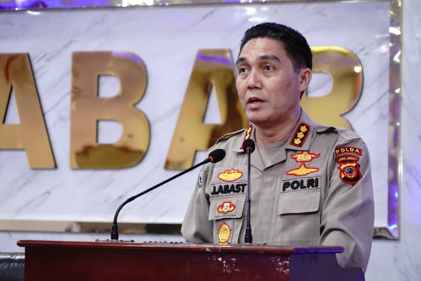 polisi buru 7 tahanan yang kabur usai persidangan di pn cianjur 71832 1