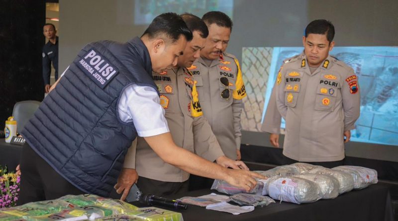 polisi jateng berhasil mengungkap peredaran narkoba lintas jawa sumatera 70701 1