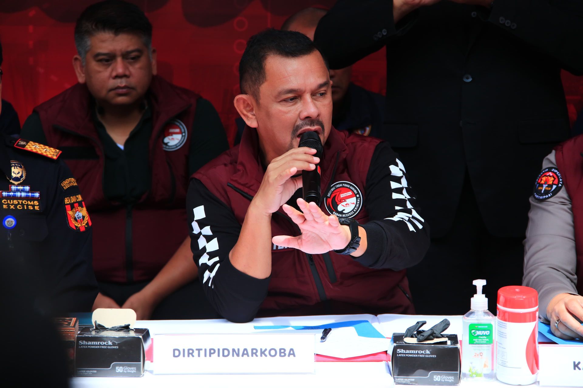 polisi kembali bongkar laboratorium ekstasi milik jaringan fredy pratama 72352