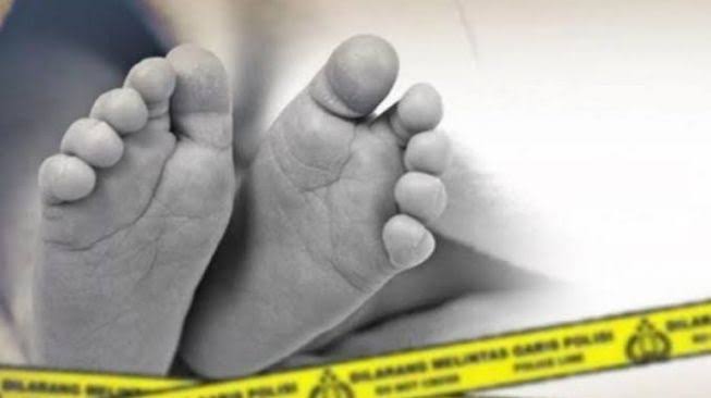 polisi lakukan penyelidikan terhadap penemuan mayat bayi di kali krukut 52114