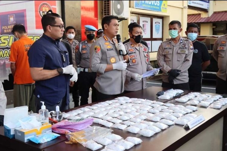 polisi ringkus dua bandar narkoba yang edarkan sabu rp10 miliar 48424
