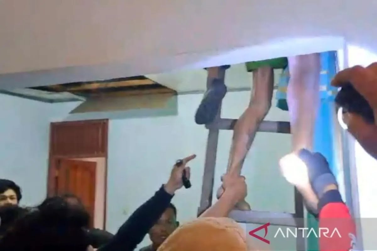 polisi ringkus pelaku pembunuhan gadis penjual gorengan di padang pariaman 79049