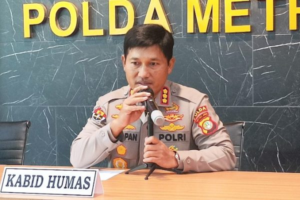 polisi segera lengkapi berkas perkara roy suryo terkait meme stupa 48694