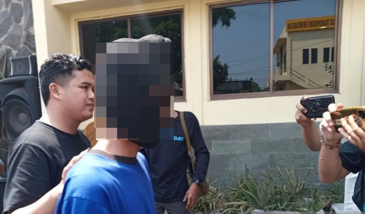polisi tangkap pelaku pembunuhan wanita di dalam lemari 73754