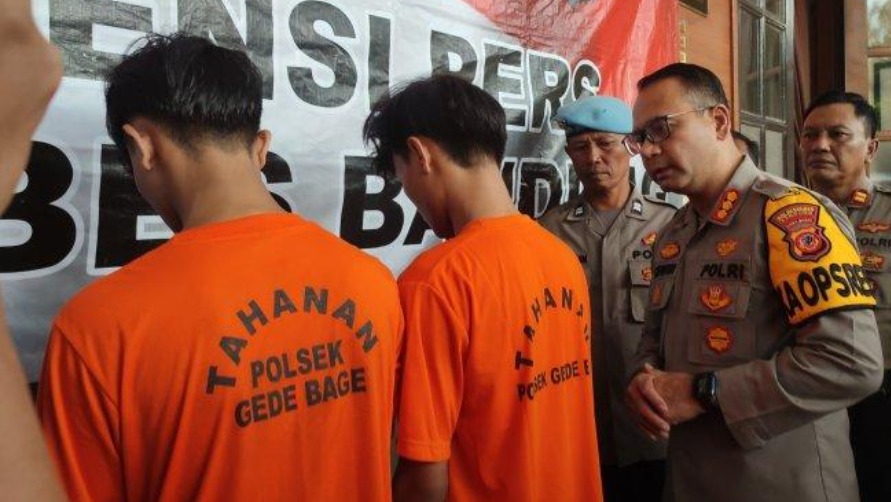 polisi tangkap pembacok sadis di riung bandung yang sempat viral di medsos 55235