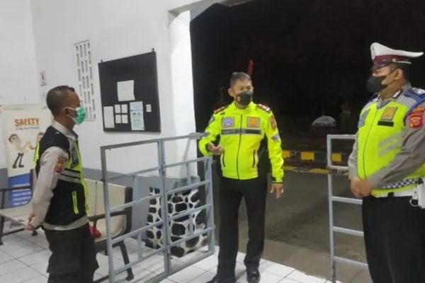 polres ciamis melaksanakan patroli kryd untuk mengantisipasi gangguan kamtibmas 49299