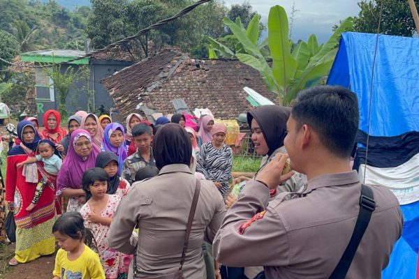 polres ciamis terus tebar keceriaan untuk para korban gempa cianjur 51889